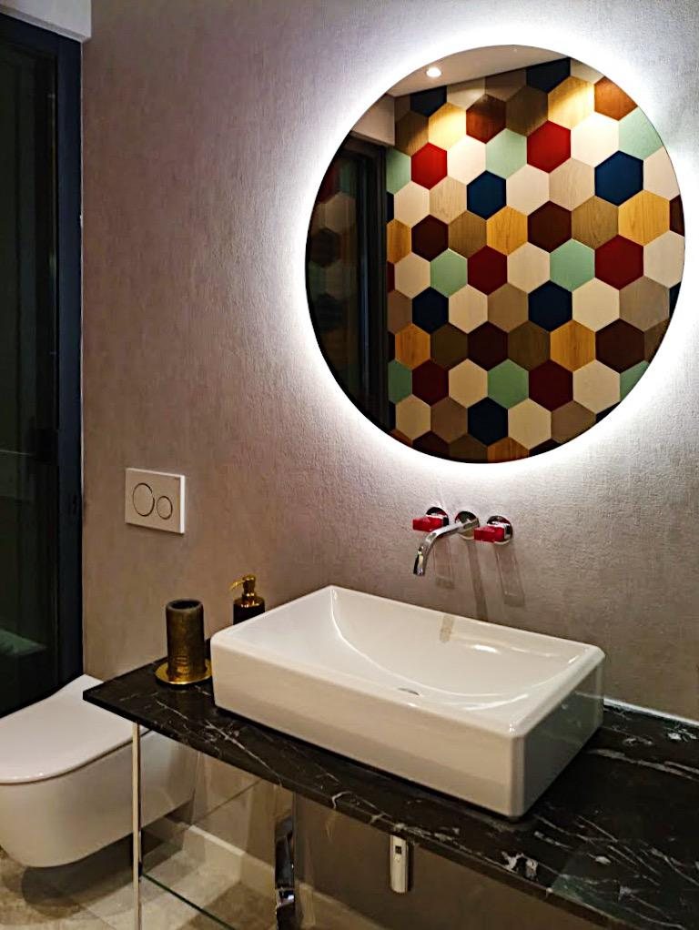 Bathrooms 25 — FINGERPRINT
