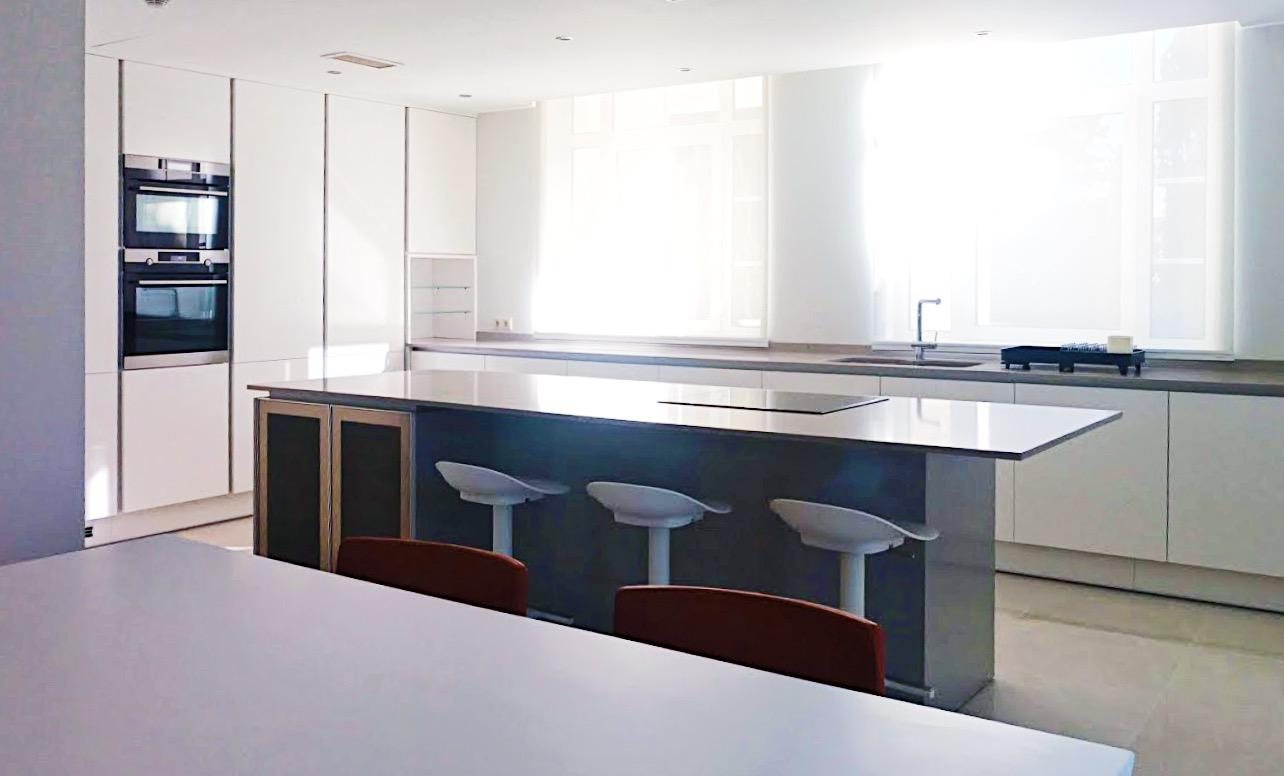 Kitchens 06 — FINGERPRINT