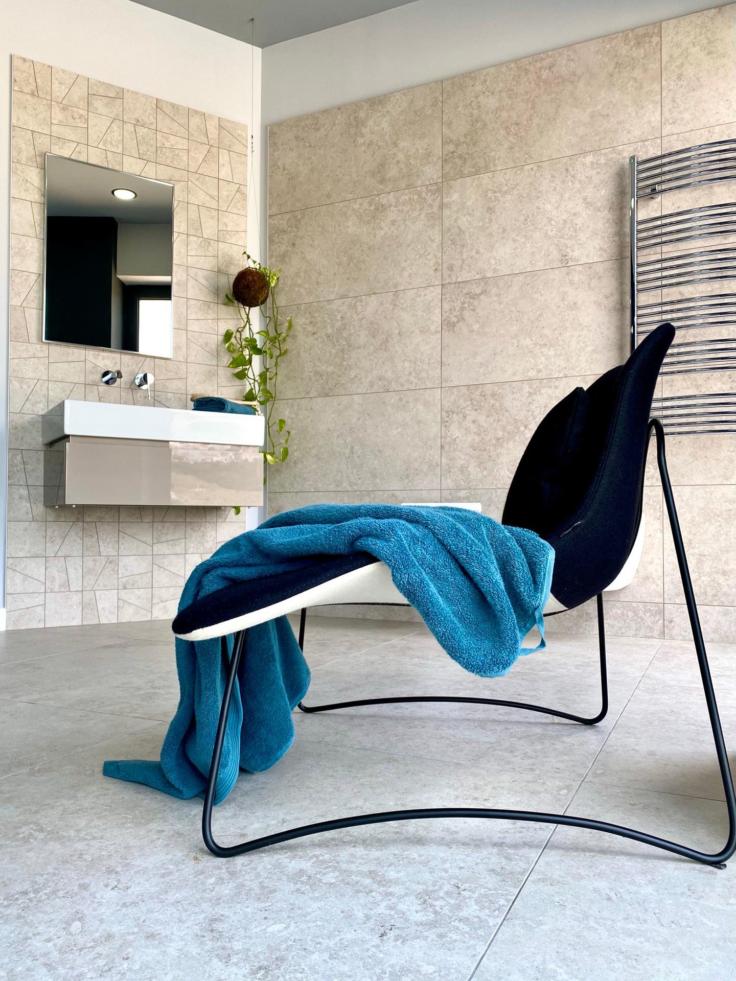 Bathrooms 10 — FINGERPRINT